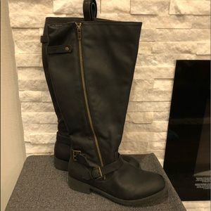 Wide calf !!!! 😍 tall boot !